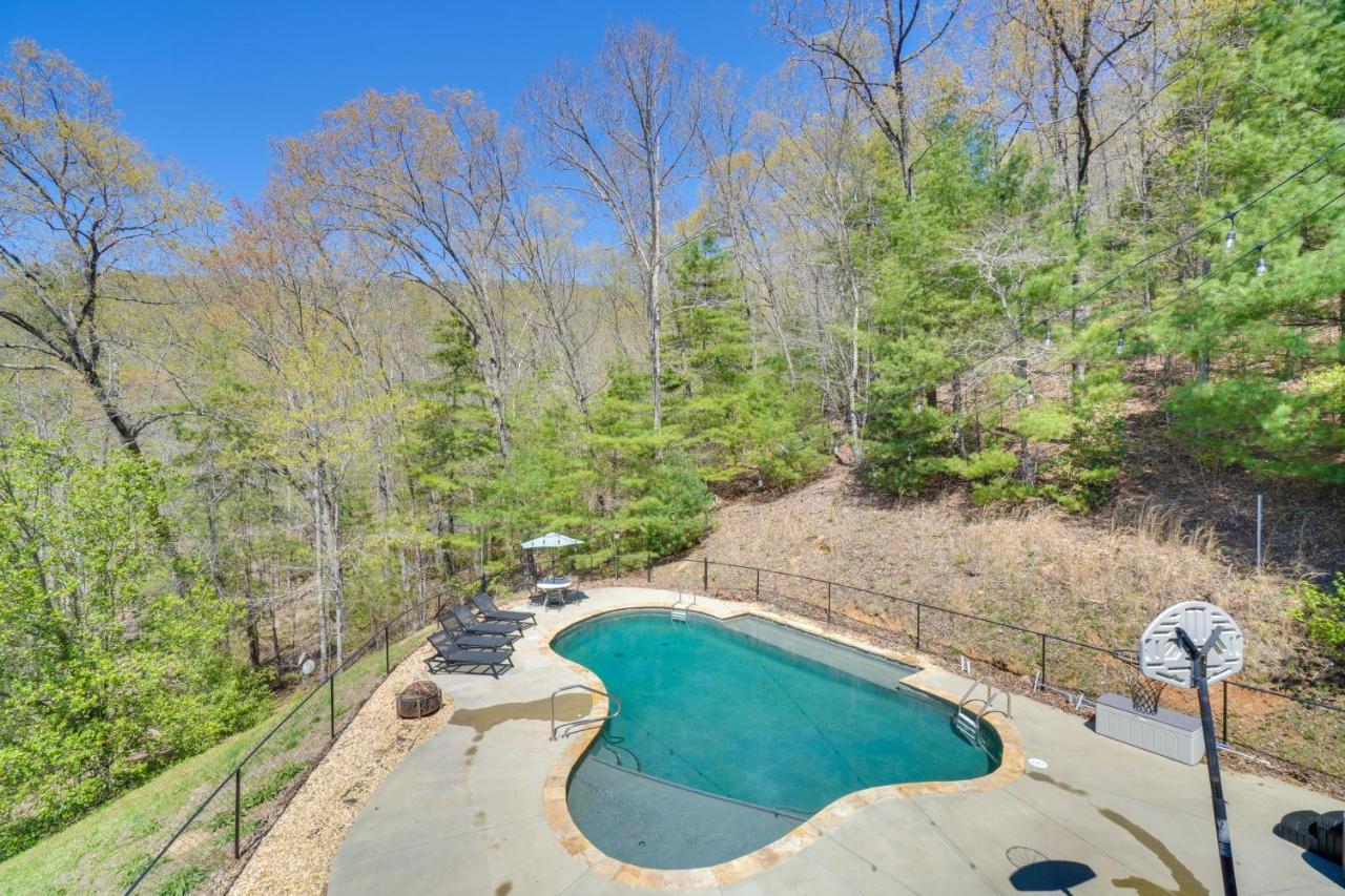 Expansive Home On 16 Acres With Smoky Mountain Views Murphy Exterior photo