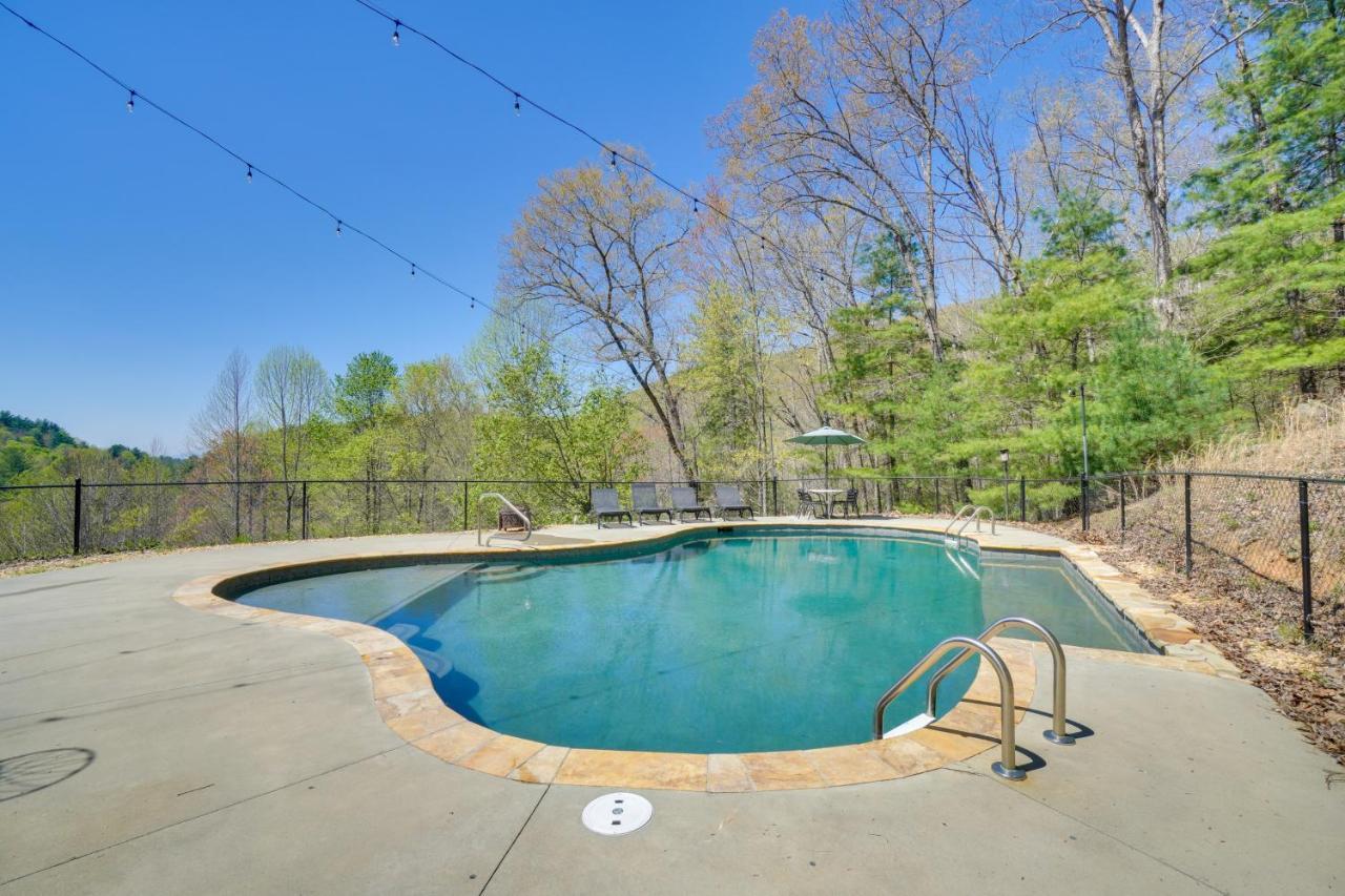 Expansive Home On 16 Acres With Smoky Mountain Views Murphy Exterior photo